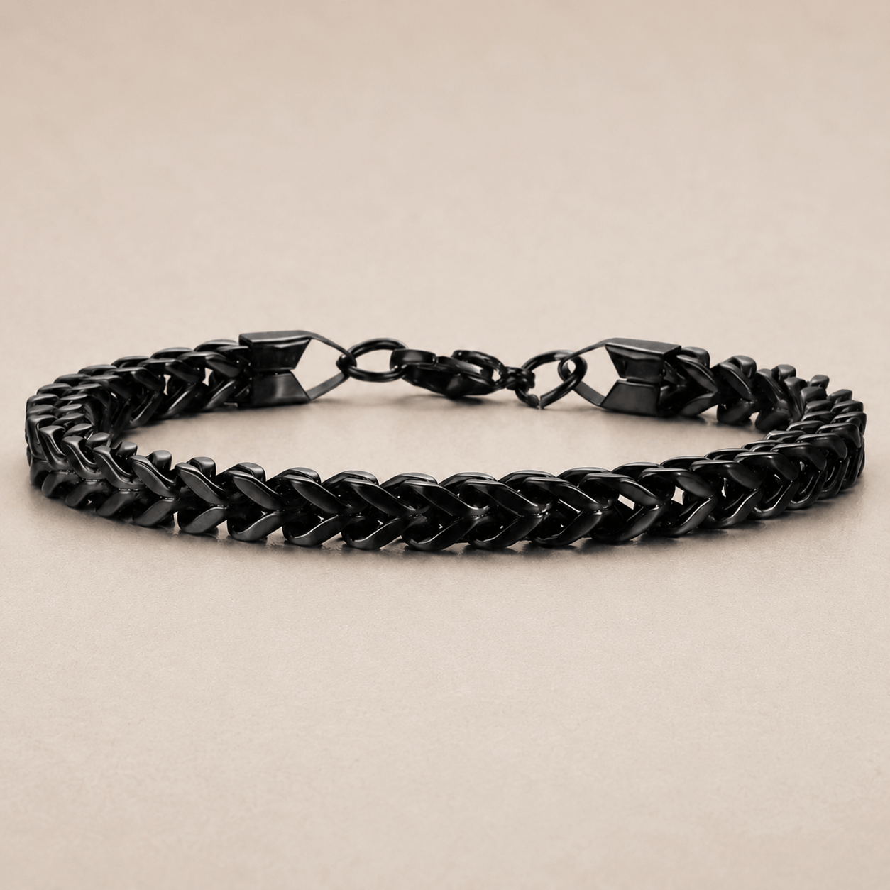 Vínculo 01 | Pulsera negra de eslabones